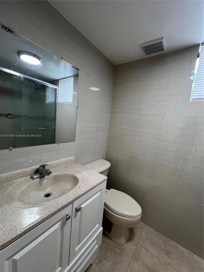 Condo for rent at 9300 Fontainebleau Blvd, Miami, FL 33172