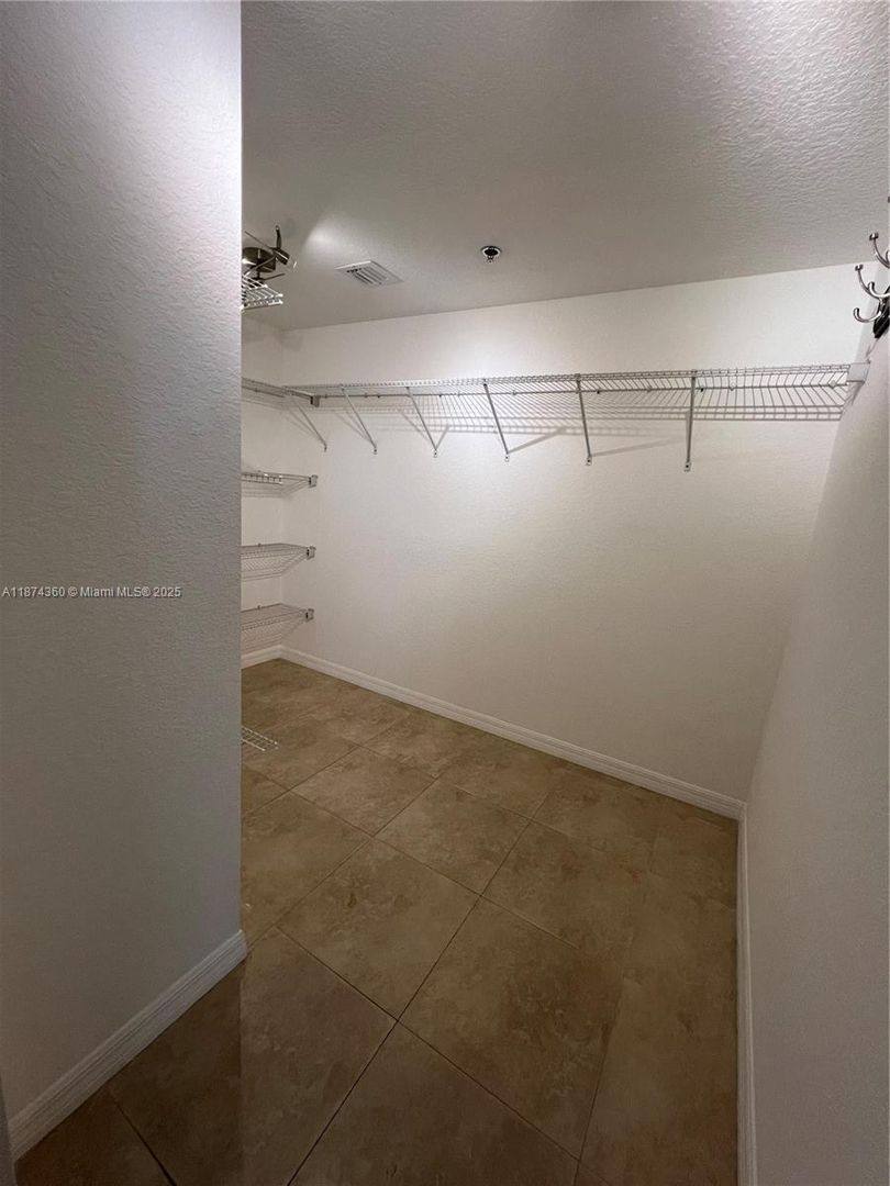 Condo for rent at 9300 Fontainebleau Blvd, Miami, FL 33172
