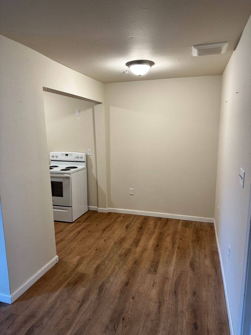 Apartment for rent at 619 Brookside Dr, Little Rock, AR 72205