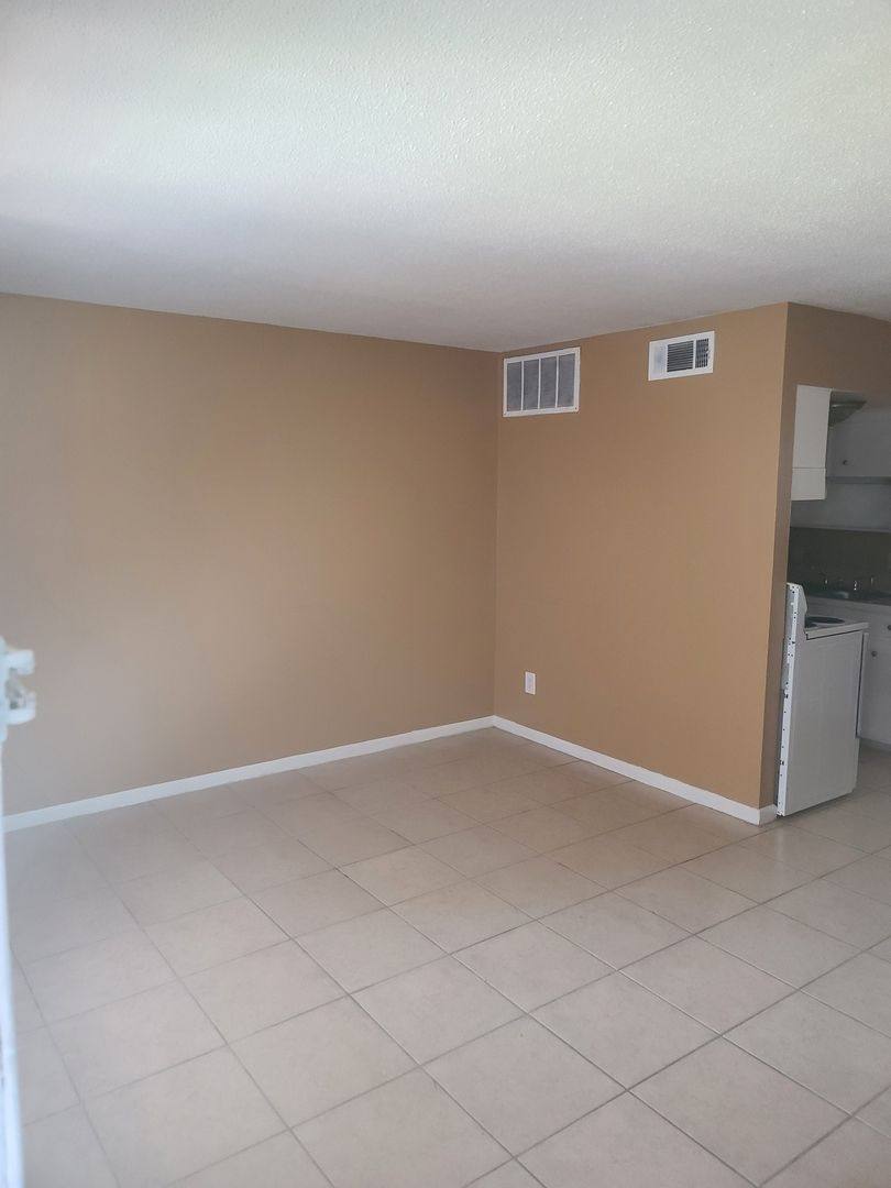 Apartment for rent at 619 Brookside Dr, Little Rock, AR 72205