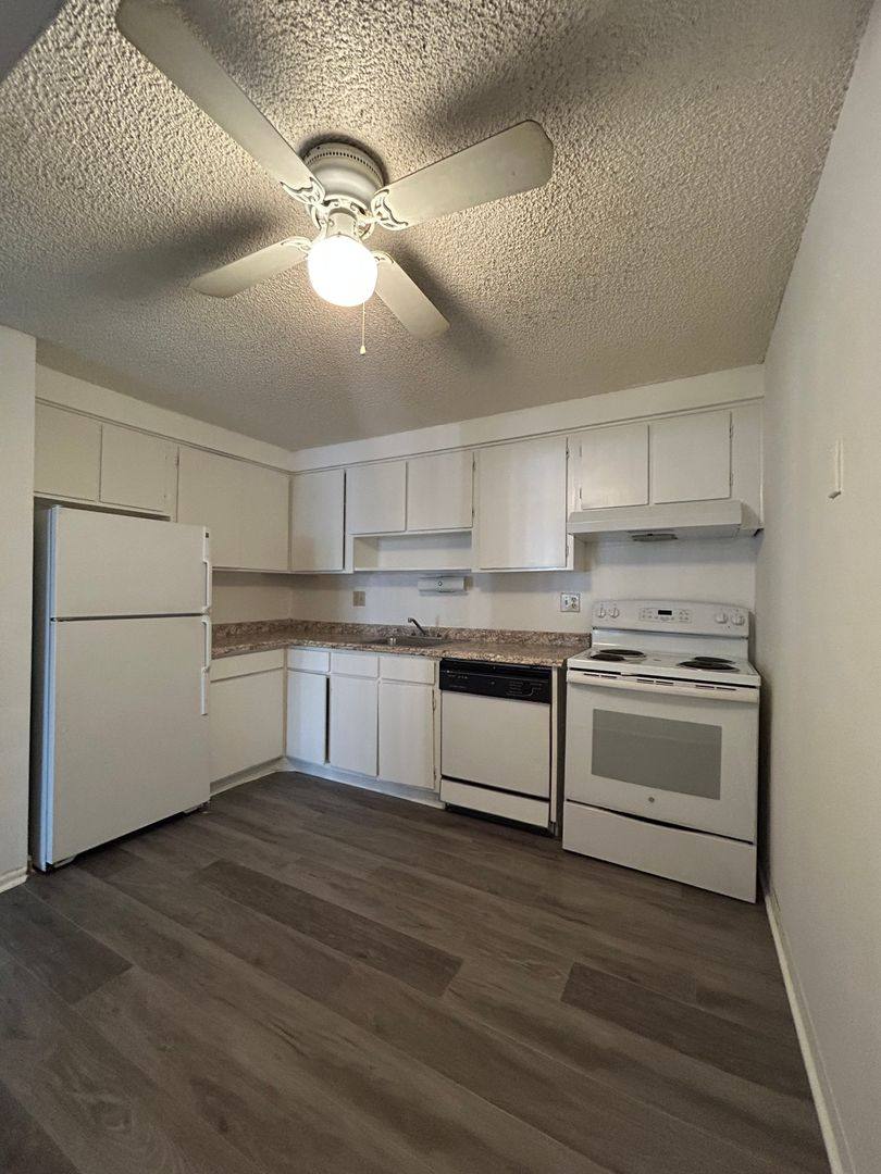 Apartment for rent at 1306 S Parker Rd, Denver, CO 80231