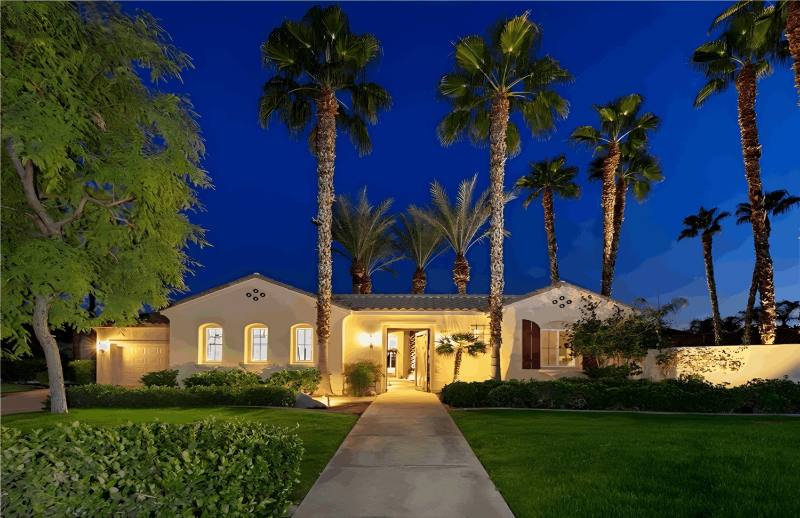 House for rent at 81015 Golf View Dr, La Quinta, CA 92253