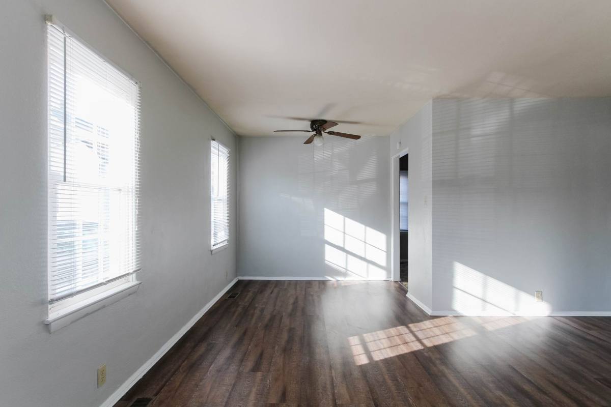 House for rent at 109 S McKinley Ave, Muncie, IN 47303