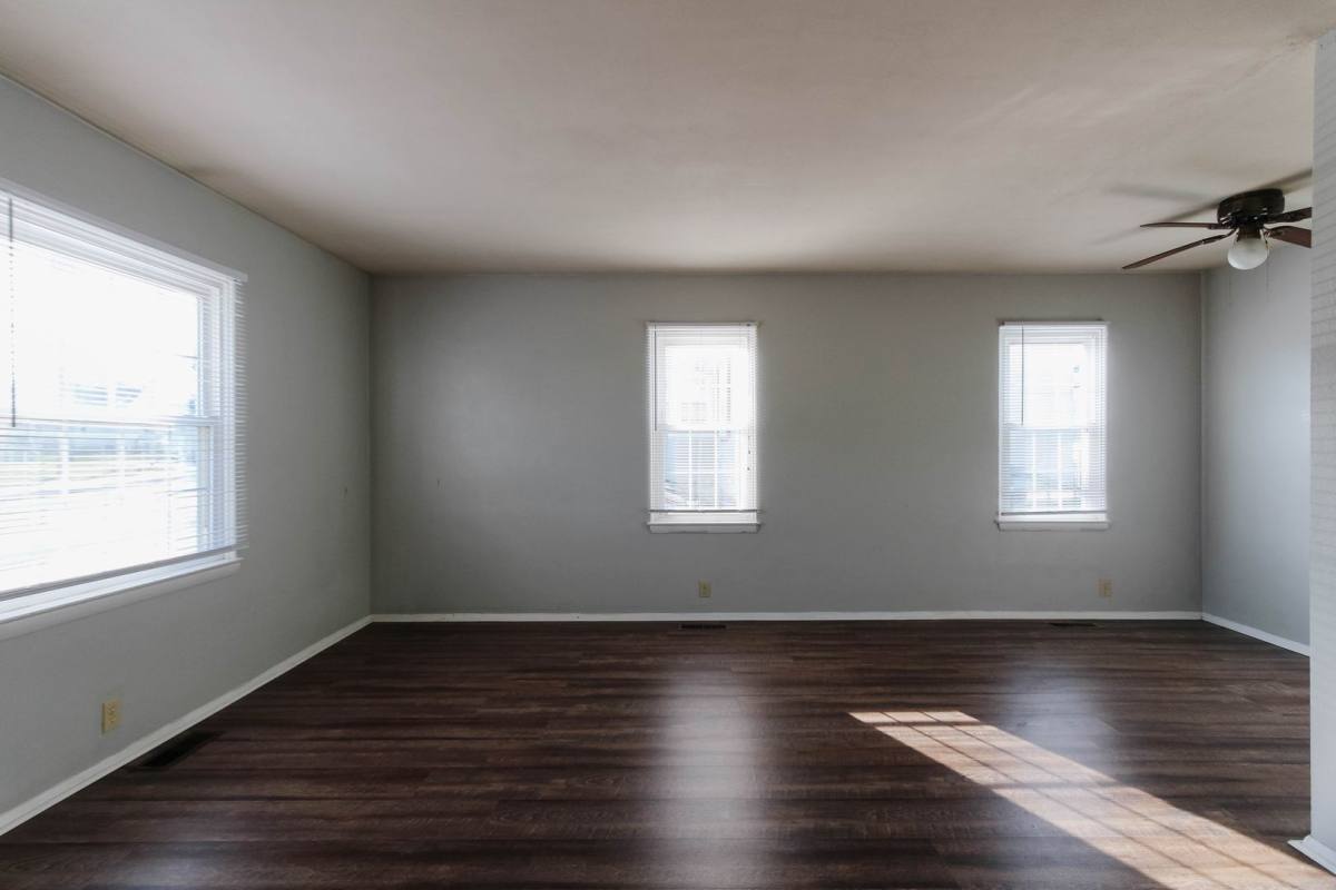 House for rent at 109 S McKinley Ave, Muncie, IN 47303