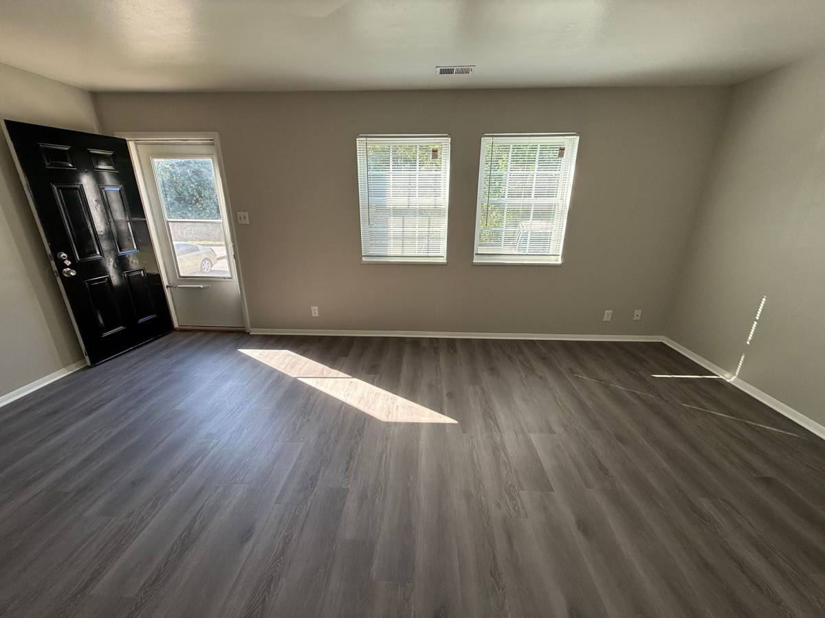 Townhouse for rent at 5001 Lakeside Court, Evansville, IN 47712