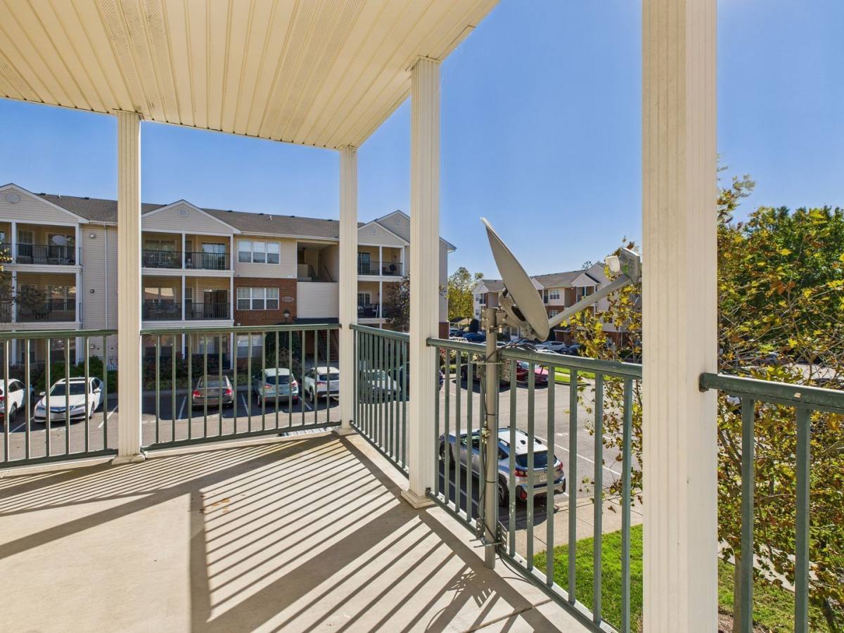 Apartment for rent at 801 Brassie Lane E, Glen Allen, VA 23059