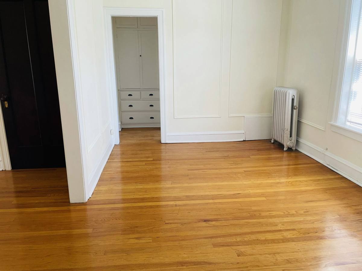 Apartment for rent at 708 Seward St #2N, Evanston, IL 60202