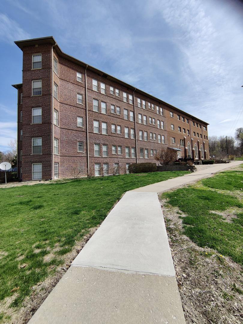 Apartment for rent at 2026 N 3372nd Rd #504, Ottawa, IL 61350