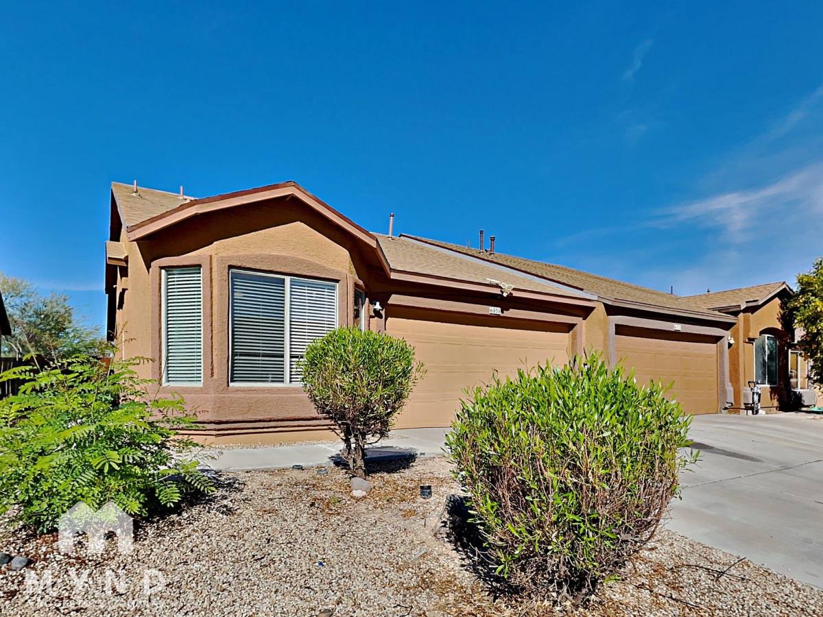 Townhouse for rent at Tres Pueblos, 6030 S Avenida Las Monjas, Tucson, AZ 85706