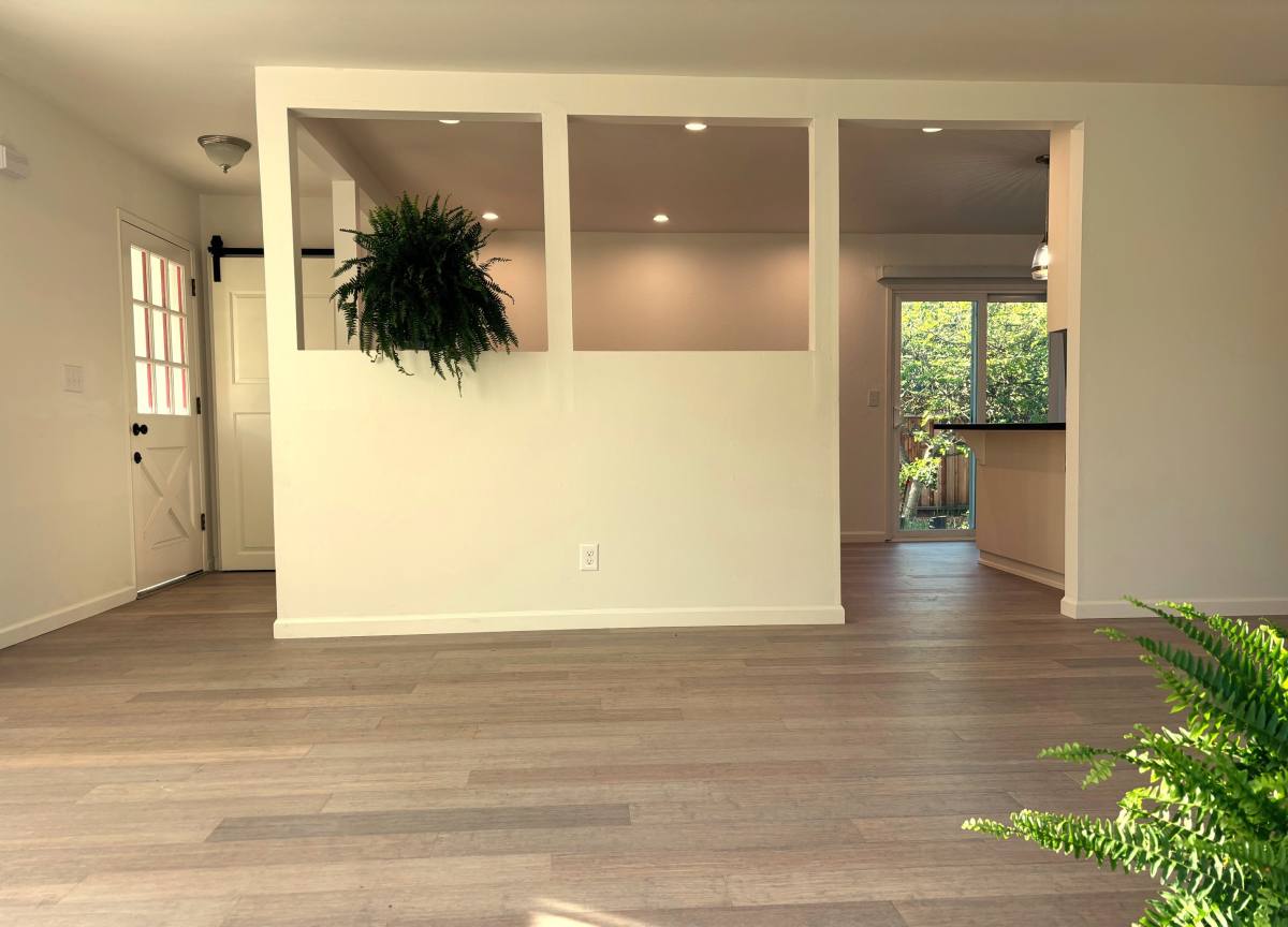 House for rent at 2 Hallin Dr, Santa Rosa, CA 95409