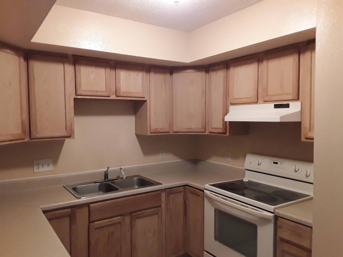 House for rent at 2131 Franklin Ave, Toledo, OH 43620