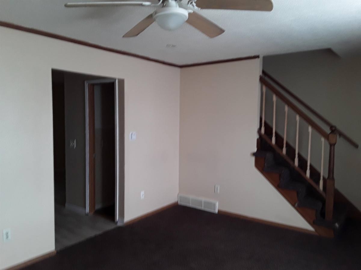 House for rent at 2131 Franklin Ave, Toledo, OH 43620