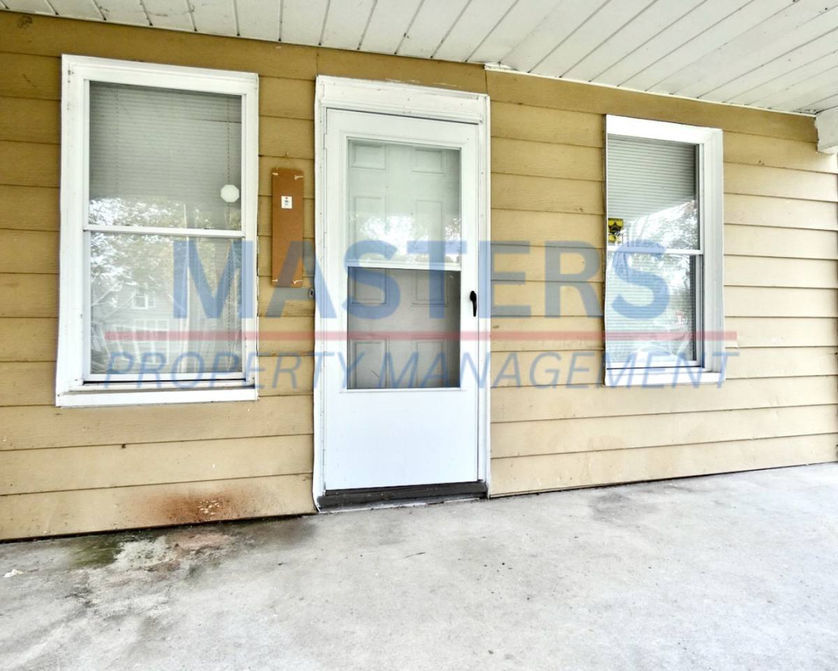 Apartment for rent at 2563 Foraker Ave, Toledo, OH 43609