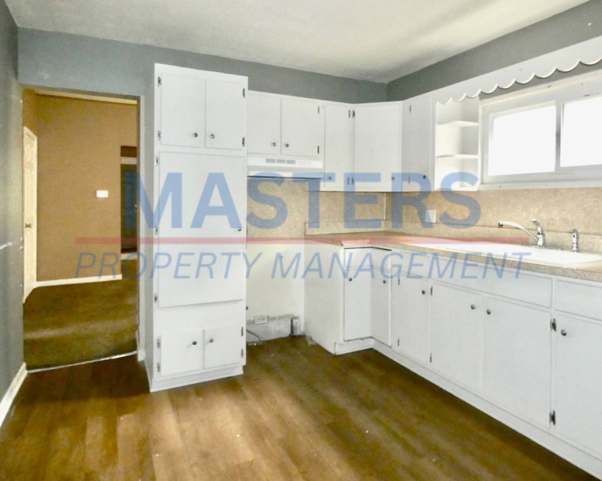 Apartment for rent at 2563 Foraker Ave, Toledo, OH 43609