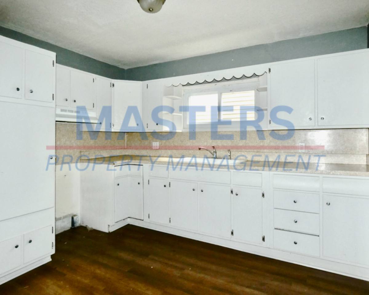 Apartment for rent at 2563 Foraker Ave, Toledo, OH 43609