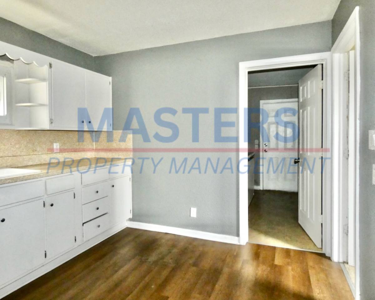 Apartment for rent at 2563 Foraker Ave, Toledo, OH 43609