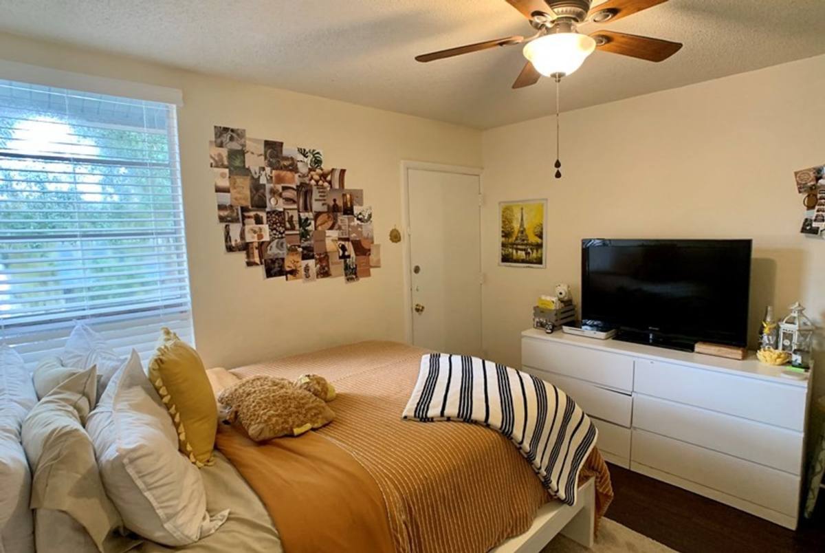 Apartment for rent at 1740 NW 3rd Place, Gainesville, FL 32603