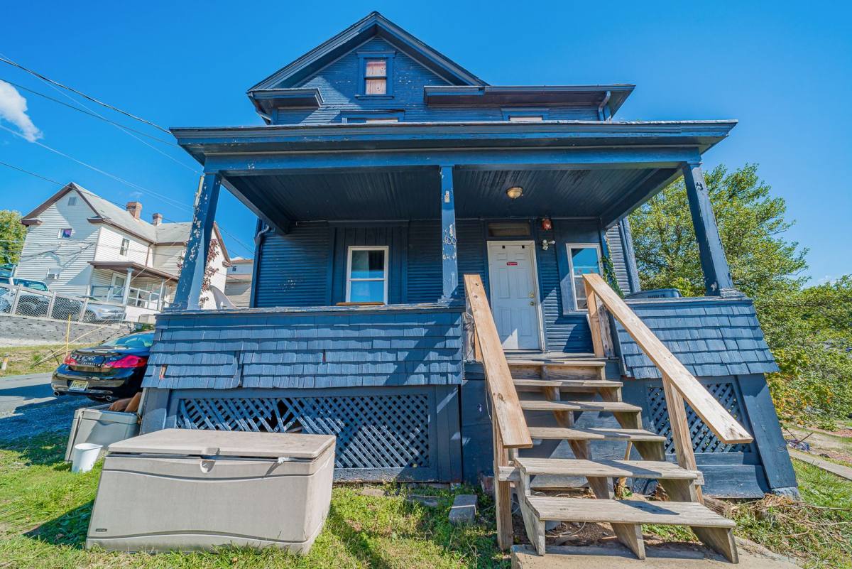 House for rent at 400 Fife Ave, Morgantown, WV 26505