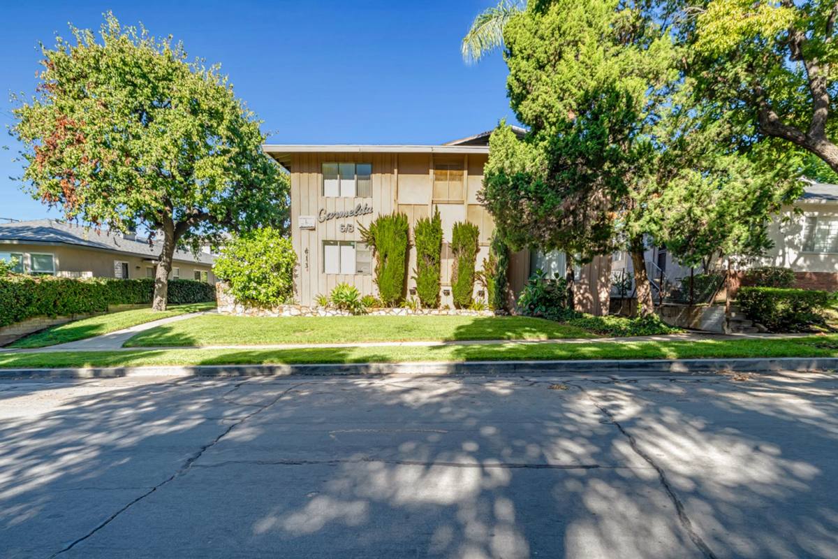 Apartment for rent at 613 E San Jose Ave, Burbank, CA 91501