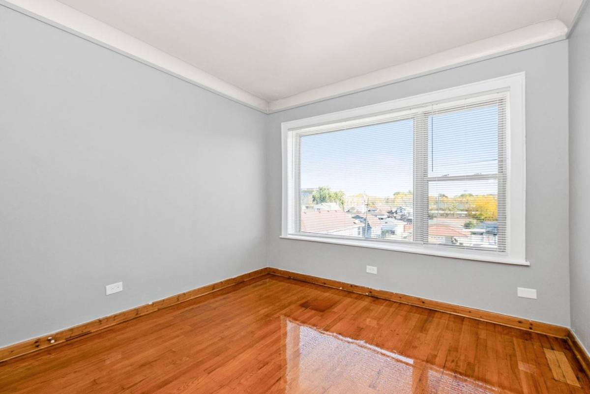 Apartment for rent at 3432-36 W 59th St, Chicago, IL 60629