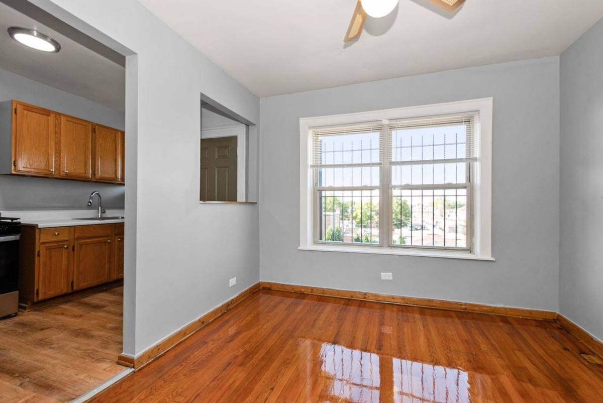Apartment for rent at 3432-36 W 59th St, Chicago, IL 60629