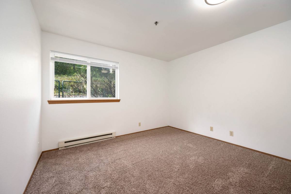 Apartment for rent at 910 20th St, Bellingham, WA 98225