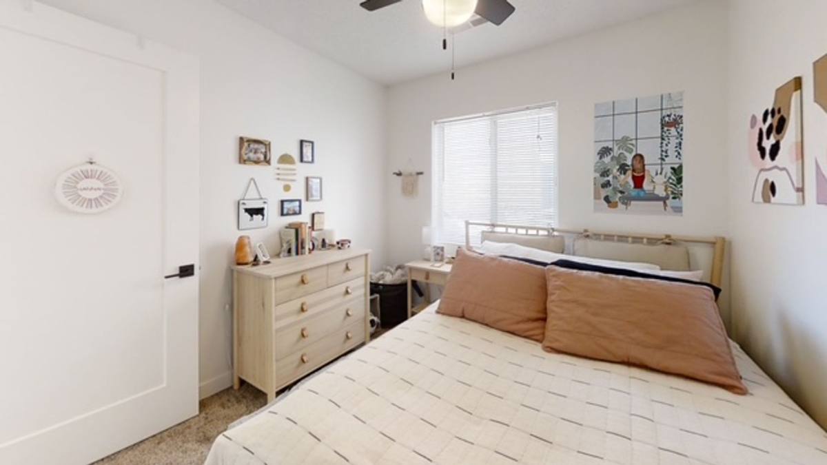 Apartment for rent at 600 S Capitol St, Iowa City, IA 52240