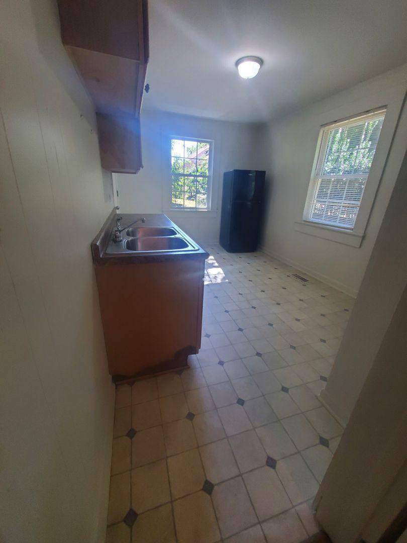 Apartment for rent at 810 Lee St, Durham, NC 27701