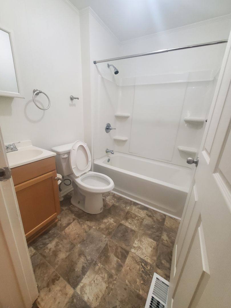 Apartment for rent at 810 Lee St, Durham, NC 27701