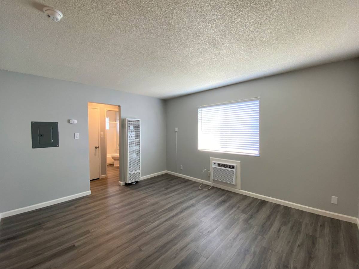 Apartment for rent at 443-531 Glendora Ave, Stockton, CA 95207