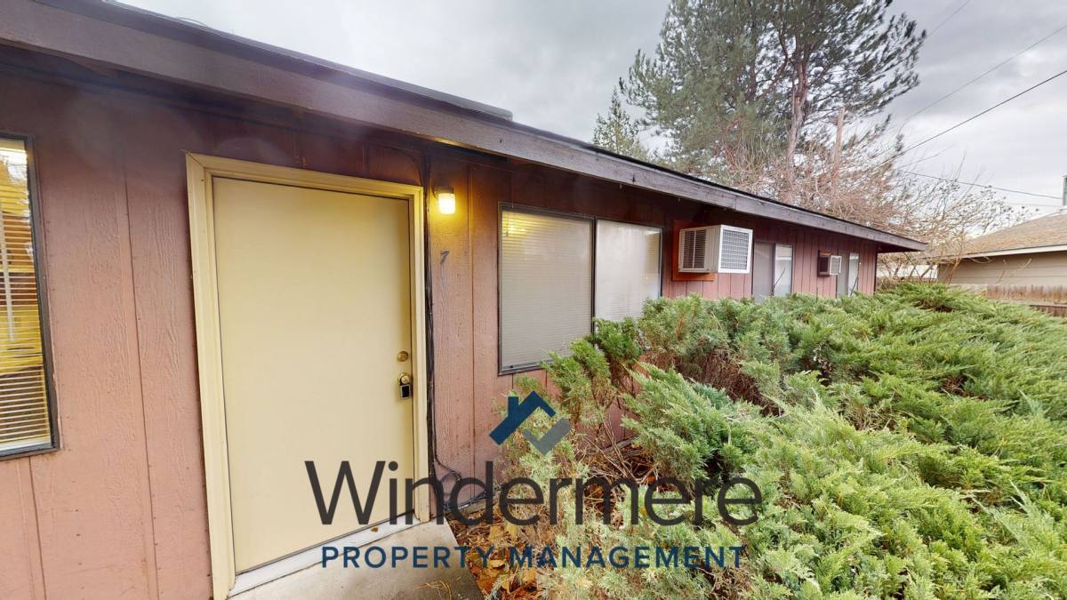 Apartment for rent at 1036 SW Puff Lane, College Place, WA 99324