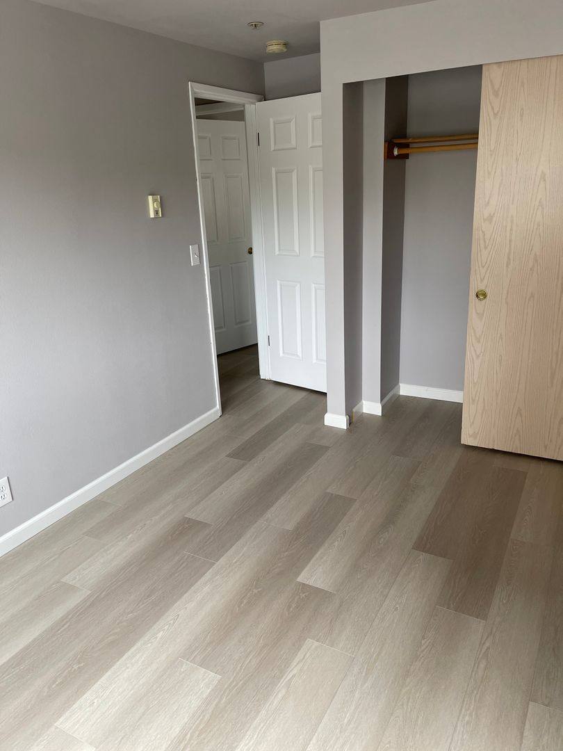 Apartment for rent at 12329 Roosevelt Way NE, Seattle, WA 98125