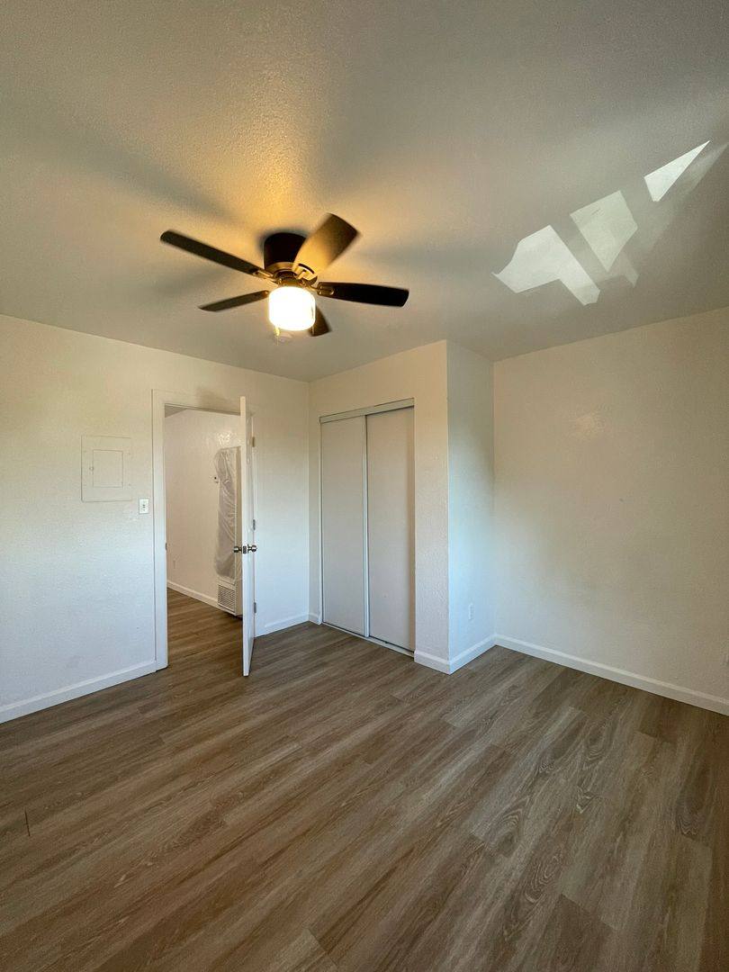 Apartment for rent at 633 I St, Los Banos, CA 93635
