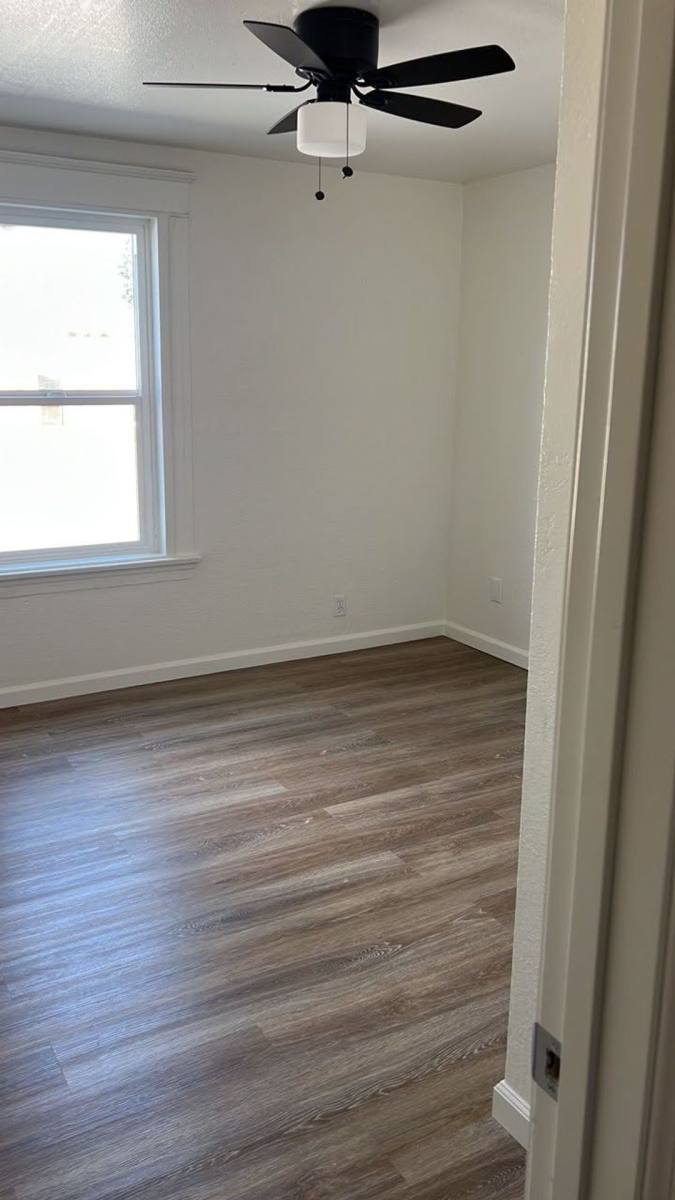 Apartment for rent at 633 I St, Los Banos, CA 93635