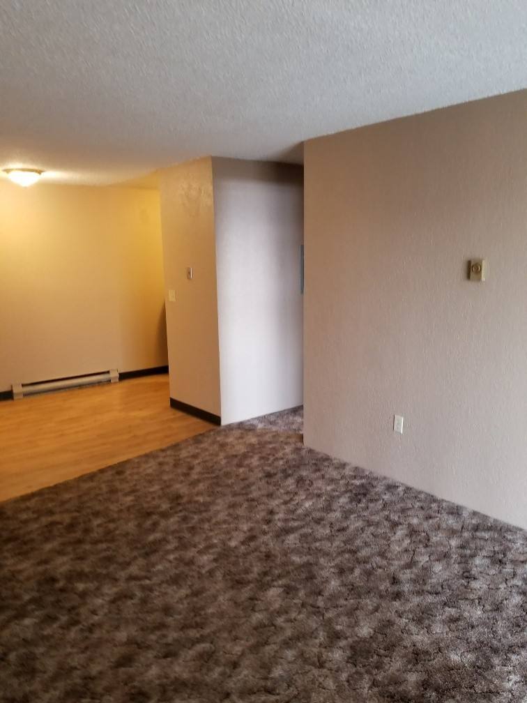 Apartment for rent at 523 W Crest Dr, Moses Lake, WA 98837