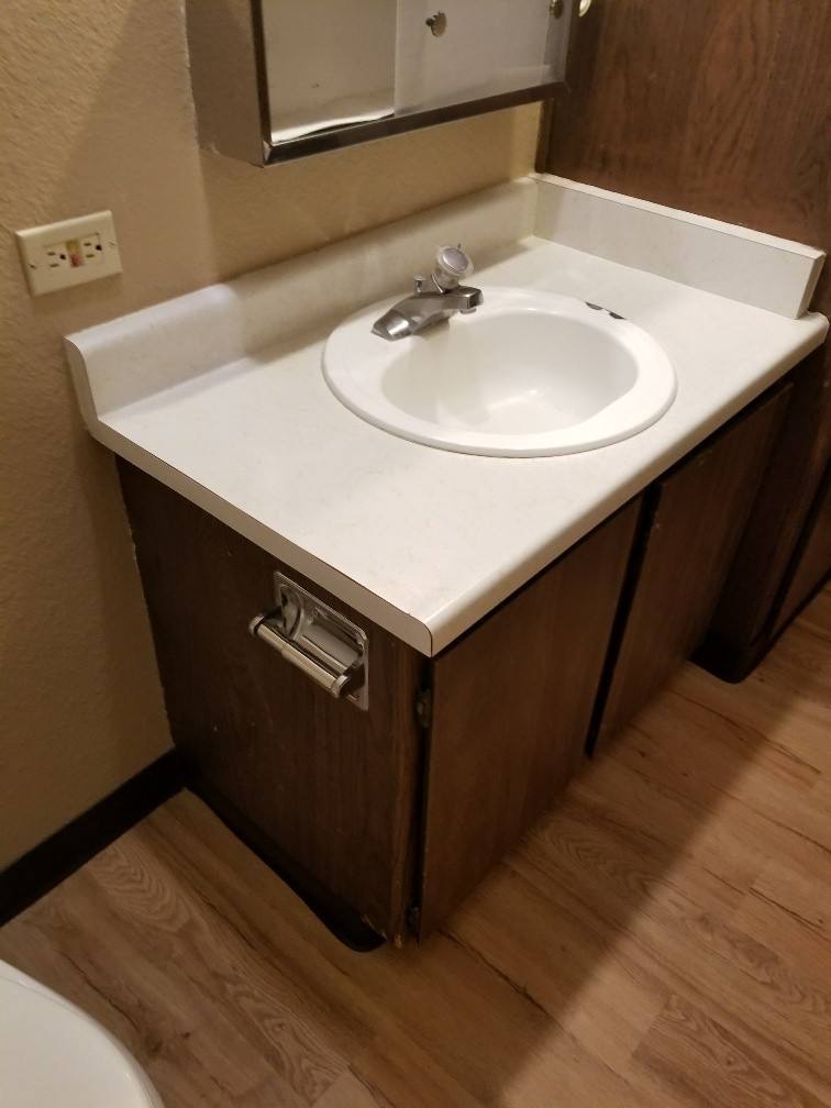 Apartment for rent at 523 W Crest Dr, Moses Lake, WA 98837