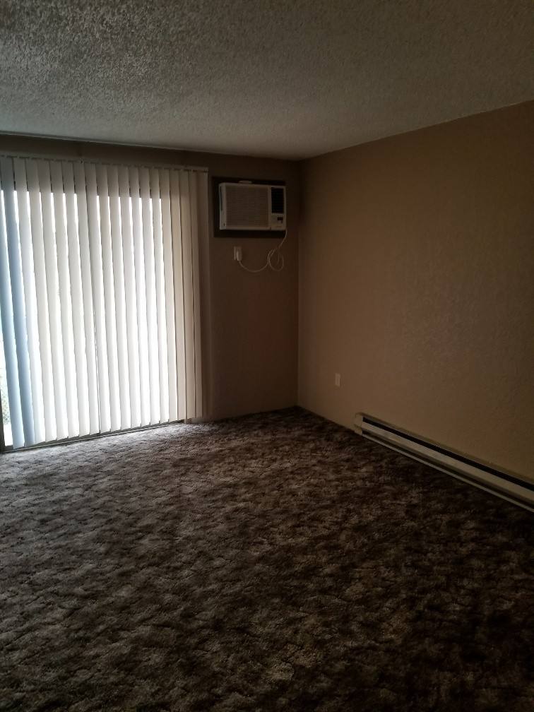 Apartment for rent at 523 W Crest Dr, Moses Lake, WA 98837