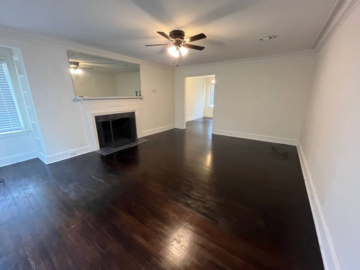 Apartment for rent at 123 E Park Ave, Valdosta, GA 31602