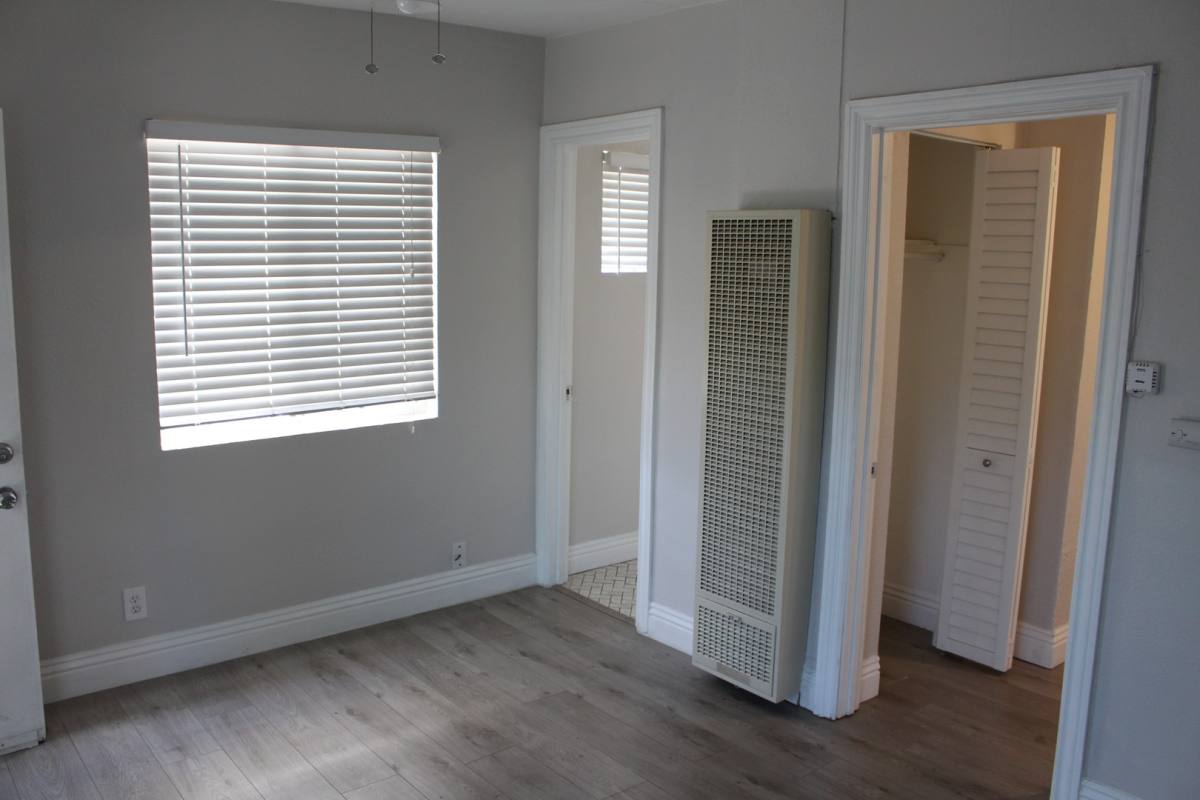 Apartment for rent at 1212 Hoffman Ave, Long Beach, CA 90813