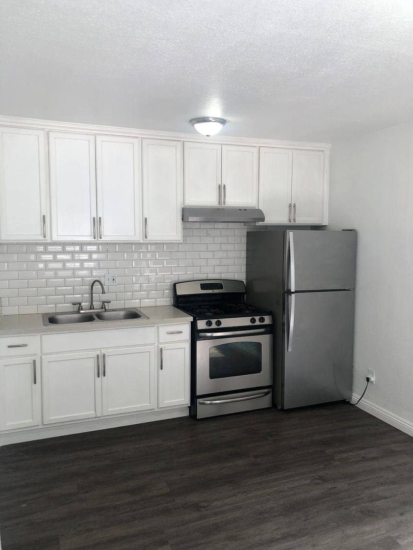 Apartment for rent at 1212 Hoffman Ave, Long Beach, CA 90813