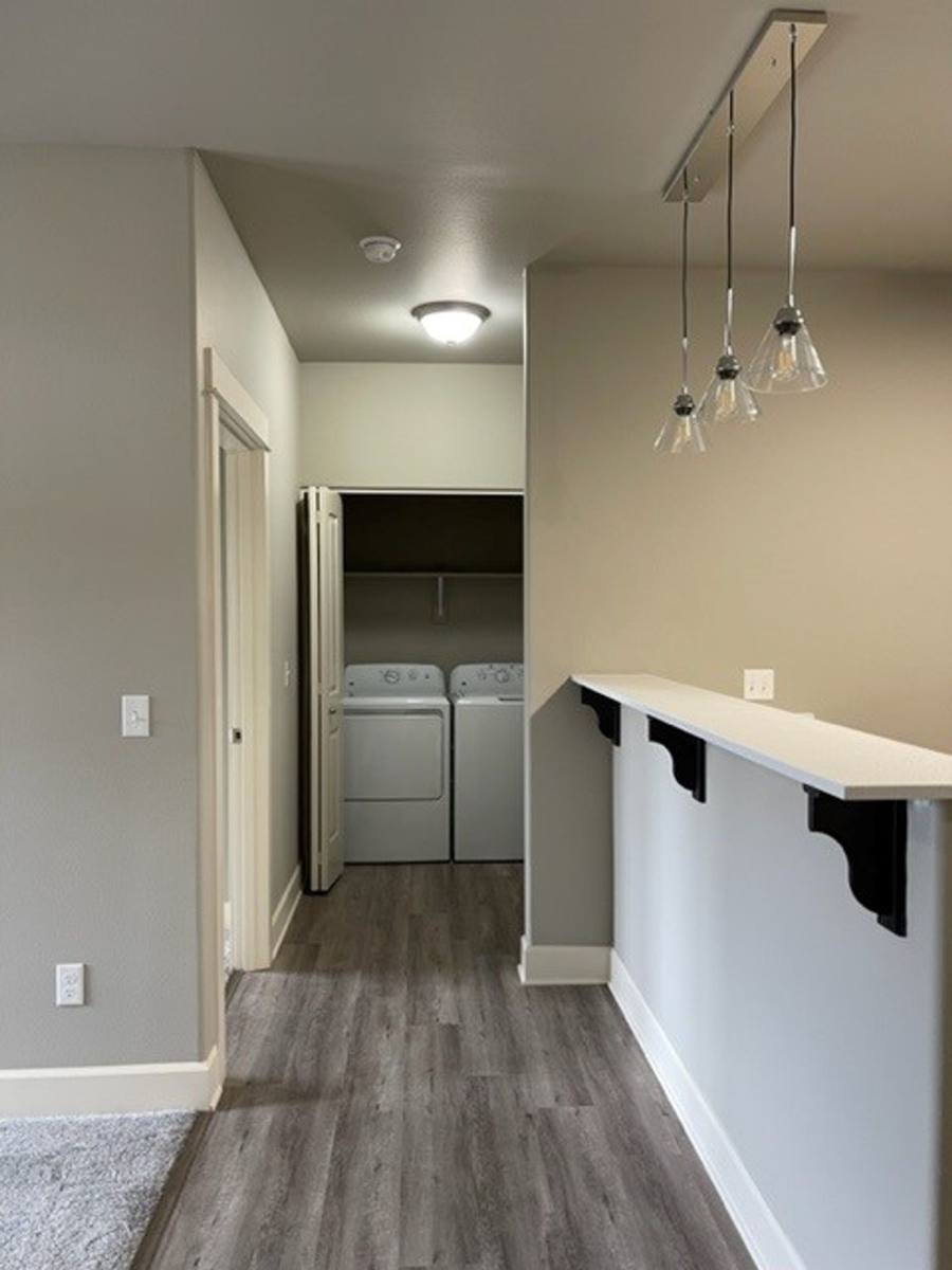 Townhouse for rent at 2027 W Powell Blvd, Gresham, OR 97030