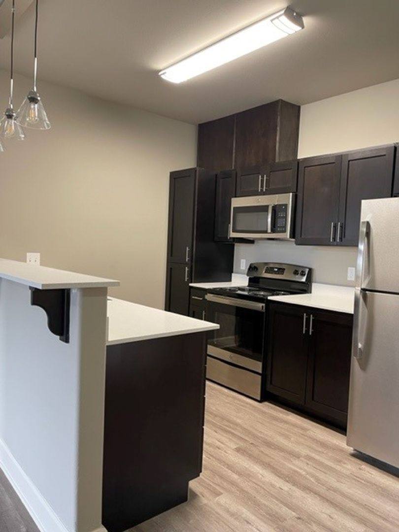 Townhouse for rent at 2027 W Powell Blvd, Gresham, OR 97030