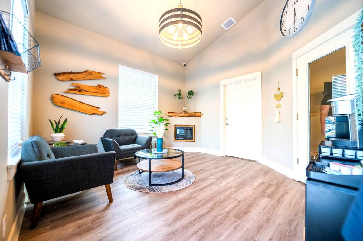 Townhouse for rent at 2027 W Powell Blvd, Gresham, OR 97030
