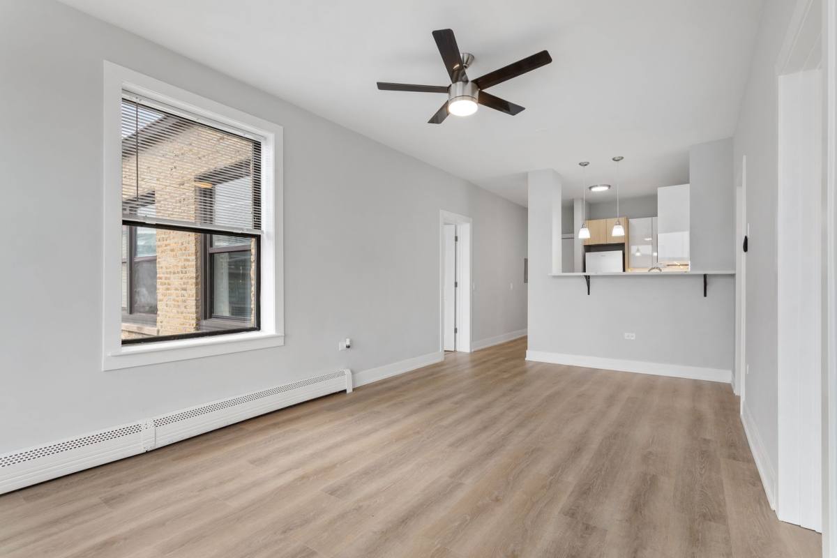 Apartment for rent at 1625 W Howard, Chicago, IL 60626