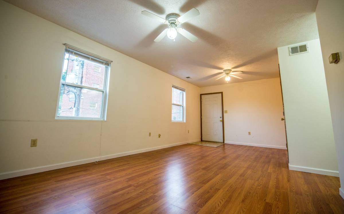 Apartment for rent at 410 Sixth St, Morgantown, WV 26505