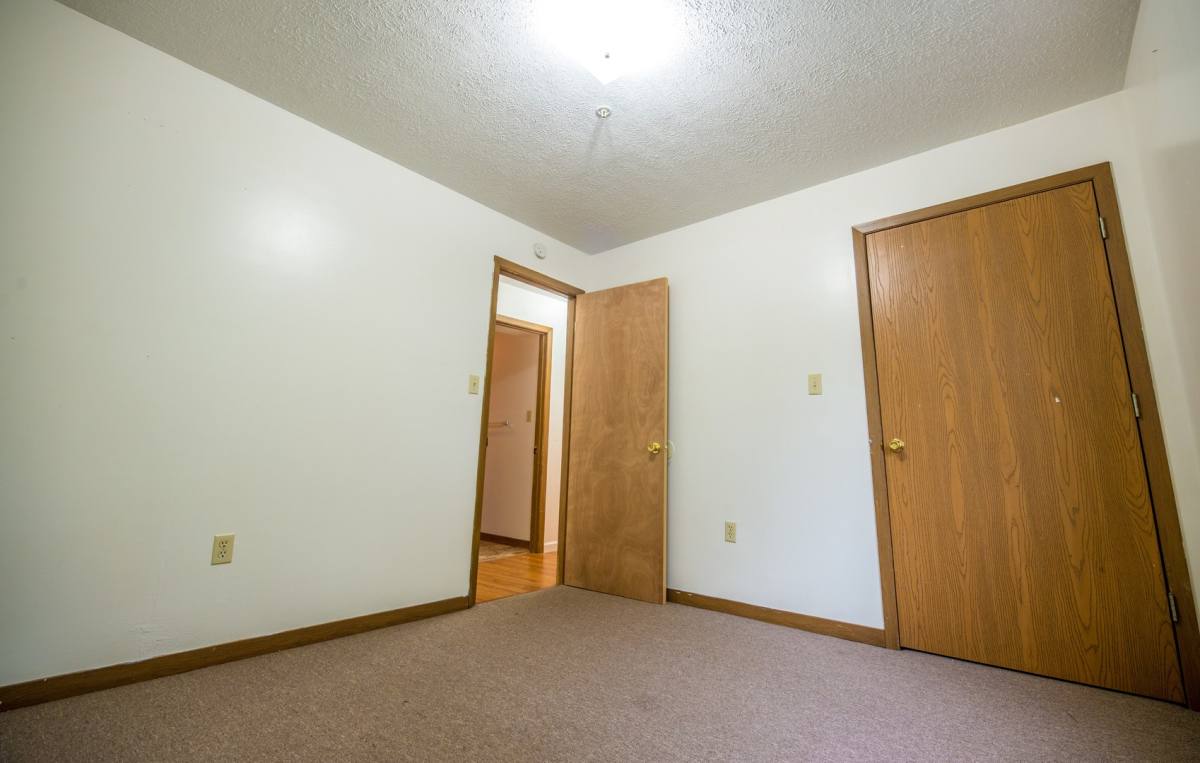 Apartment for rent at 410 Sixth St, Morgantown, WV 26505