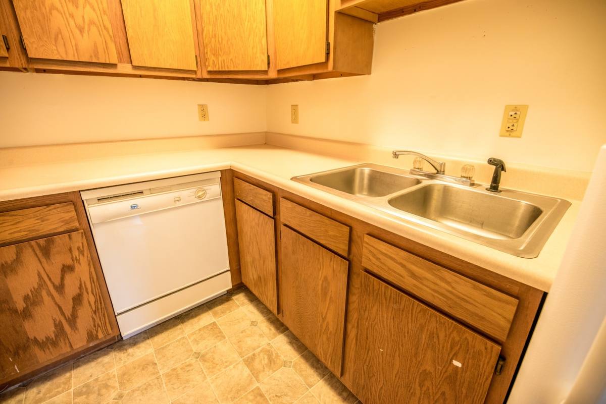 Apartment for rent at 410 Sixth St, Morgantown, WV 26505