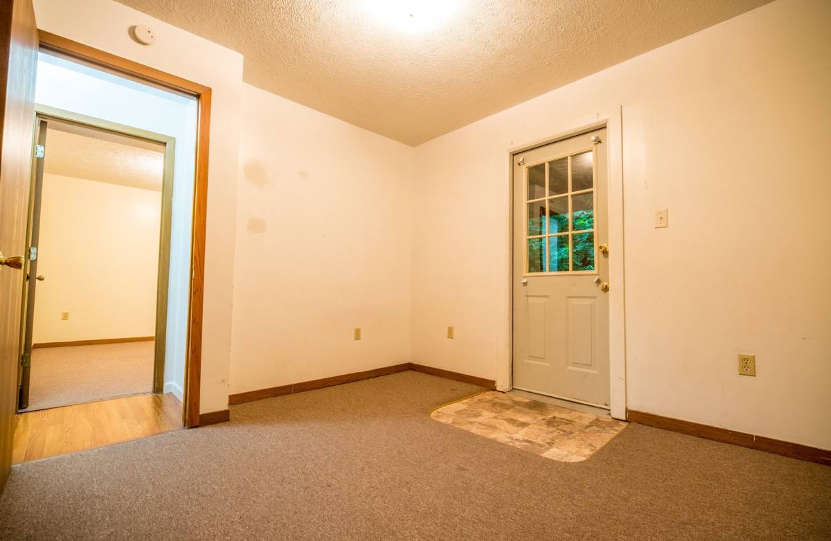 Apartment for rent at 410 Sixth St, Morgantown, WV 26505