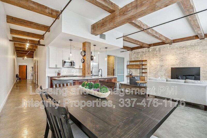 Condo for rent at 825 Lafayette St #4, New Orleans, LA 70113