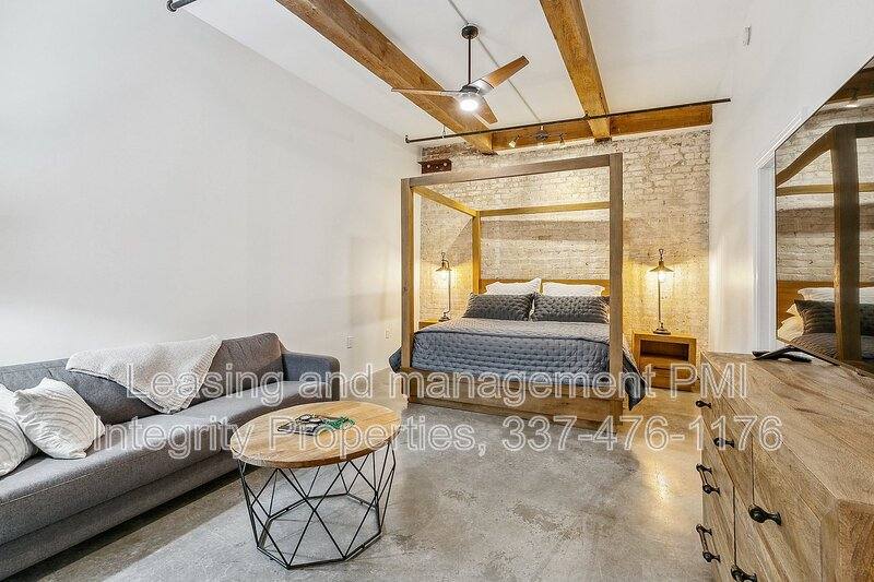 Condo for rent at 825 Lafayette St #4, New Orleans, LA 70113